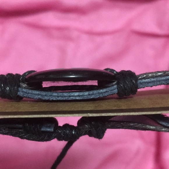 FINAL MARKDOWN NOC Beifenni Jewelry Peace Sign Leather Bracelet - Picture 6 of 7
